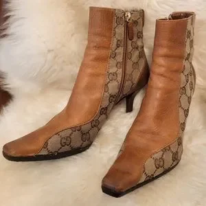 Gucci | Shoes | Vintage 9s Gucci Gg Print Leather Ankle
